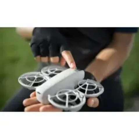 DJI Neo Fly More Combo