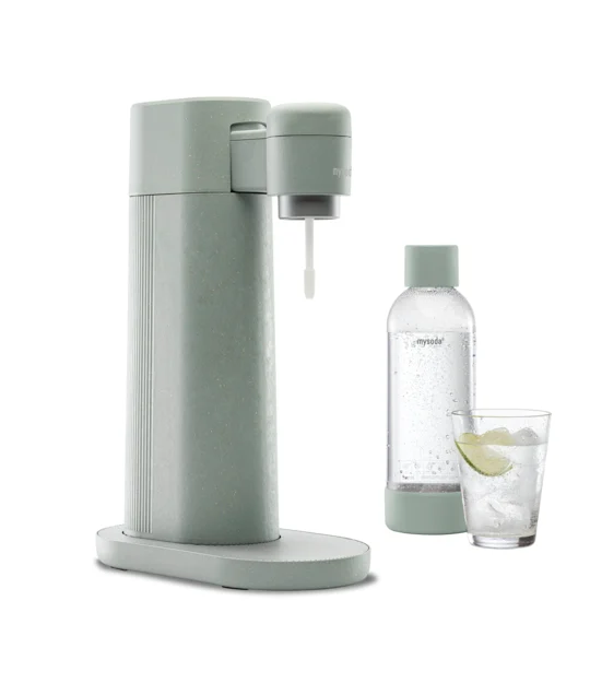 Mysoda - Toby Set Wassersprudler aus erneuerbarem Holzkomposit mit 1L und 0,5L Quick-Lock BPA-freie Plastikflaschen und CO2-Zylinder - Salbeigrün (Pigeon)