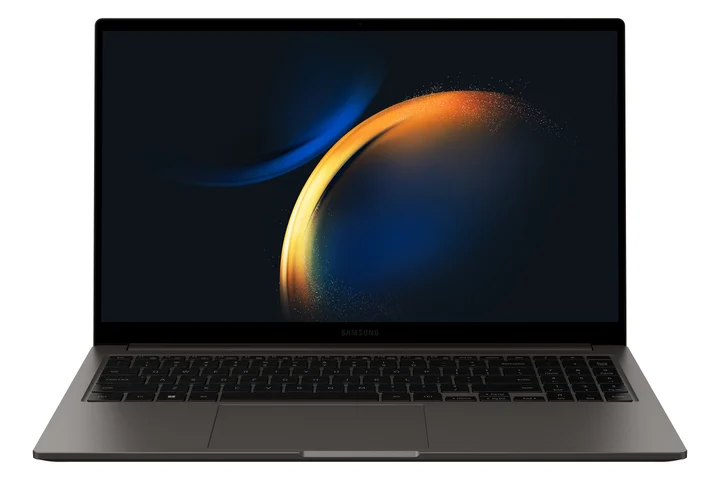 Samsung Galaxy Book 3 8GB 256GB Intel Core i3