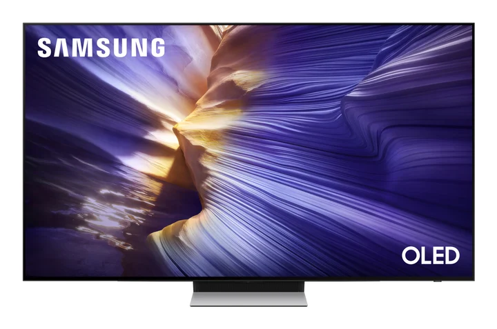 Samsung S90F QE83S90FAE, 2,11 m (83"), 3840 x 2160 Pixel, OLED, Smart-TV, WLAN, Schwarz