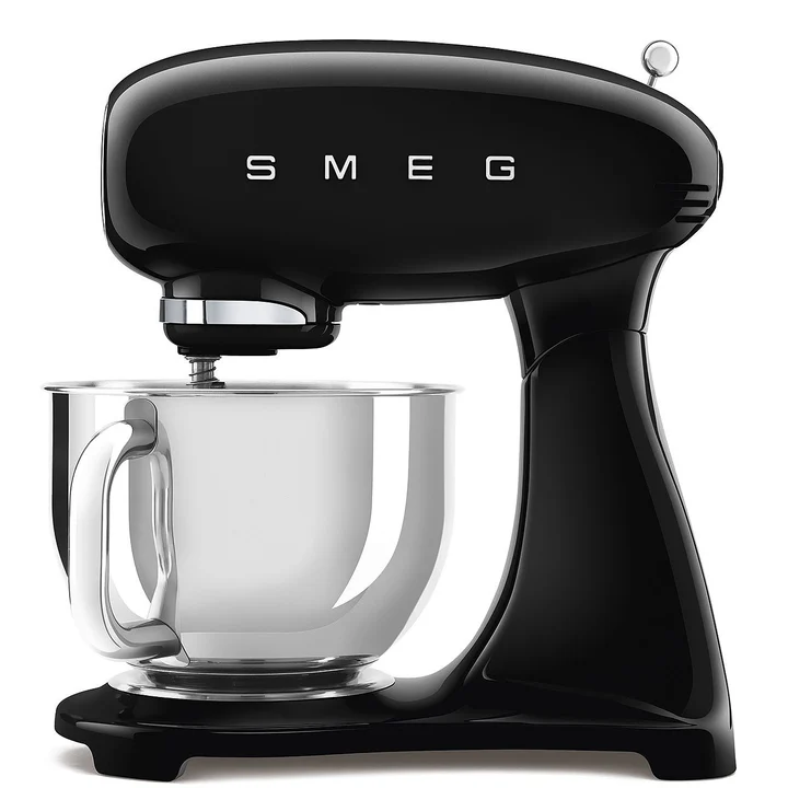 SMEG - Planetenmixer SMF23BLEU Barbecue Edition mit Fleischwolf, Grambiule und Rezeptbuch inklusive, Schwarz