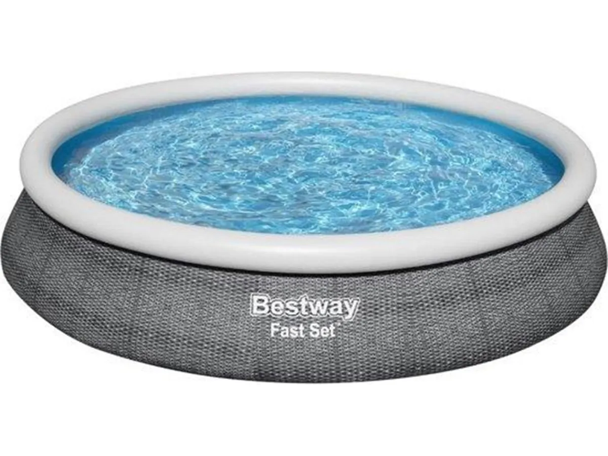 Bestway Pool, 4,57m x 84cm, 9.677L