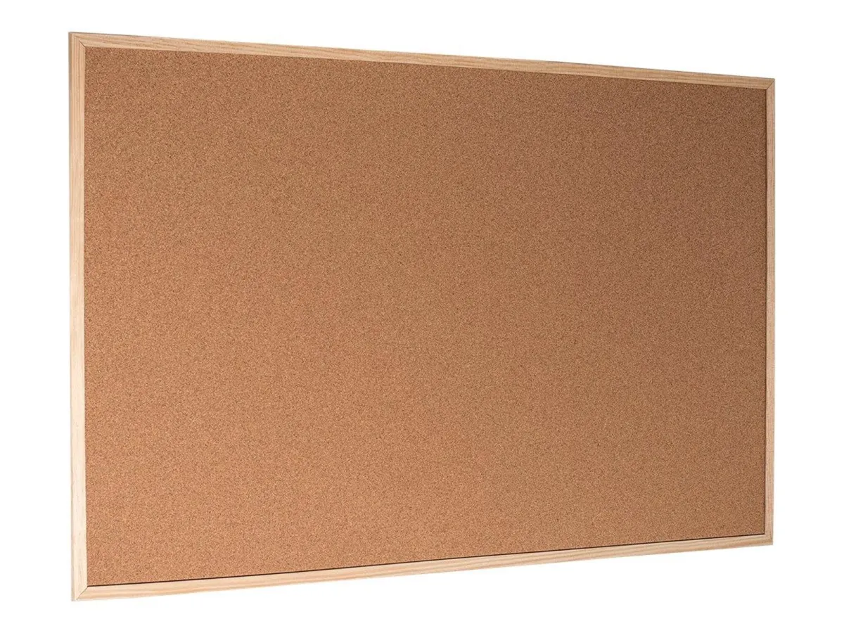 Esselte Bulletin Board