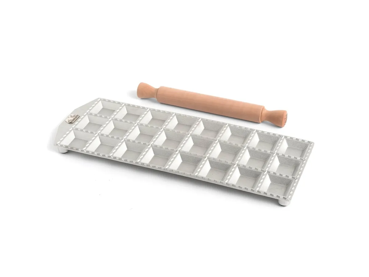 Marcato ravioli plate 24 large square Ravioli