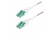 StarTech.com 50m (164ft) LC/LC (UPC) OM4 Multimode Fiber Optic Cable - patch cable - 50 m - erika violet - Lila - 50 meter