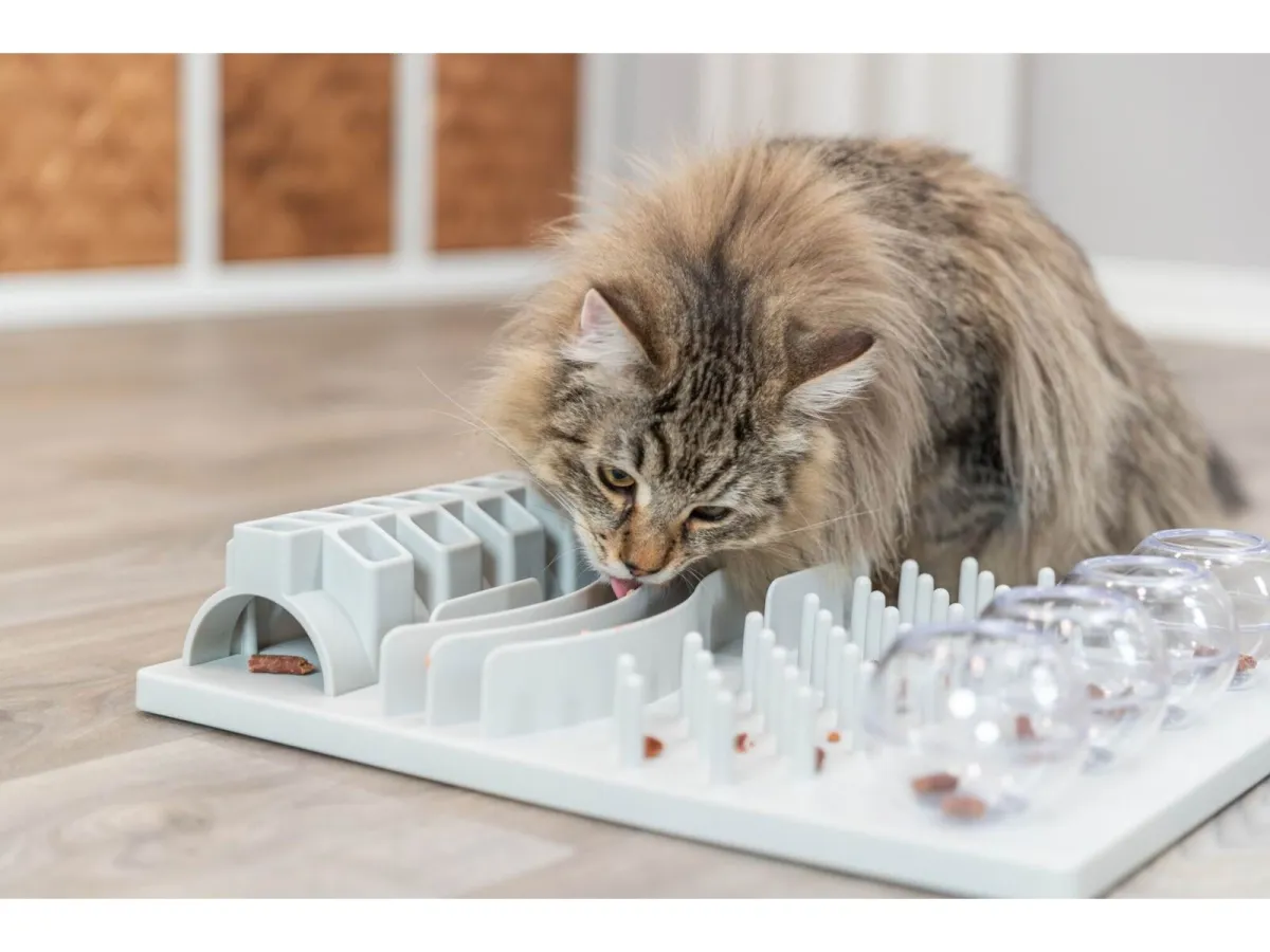 Trixie Cat Activity Fun Board Strategy Game 30x40cm