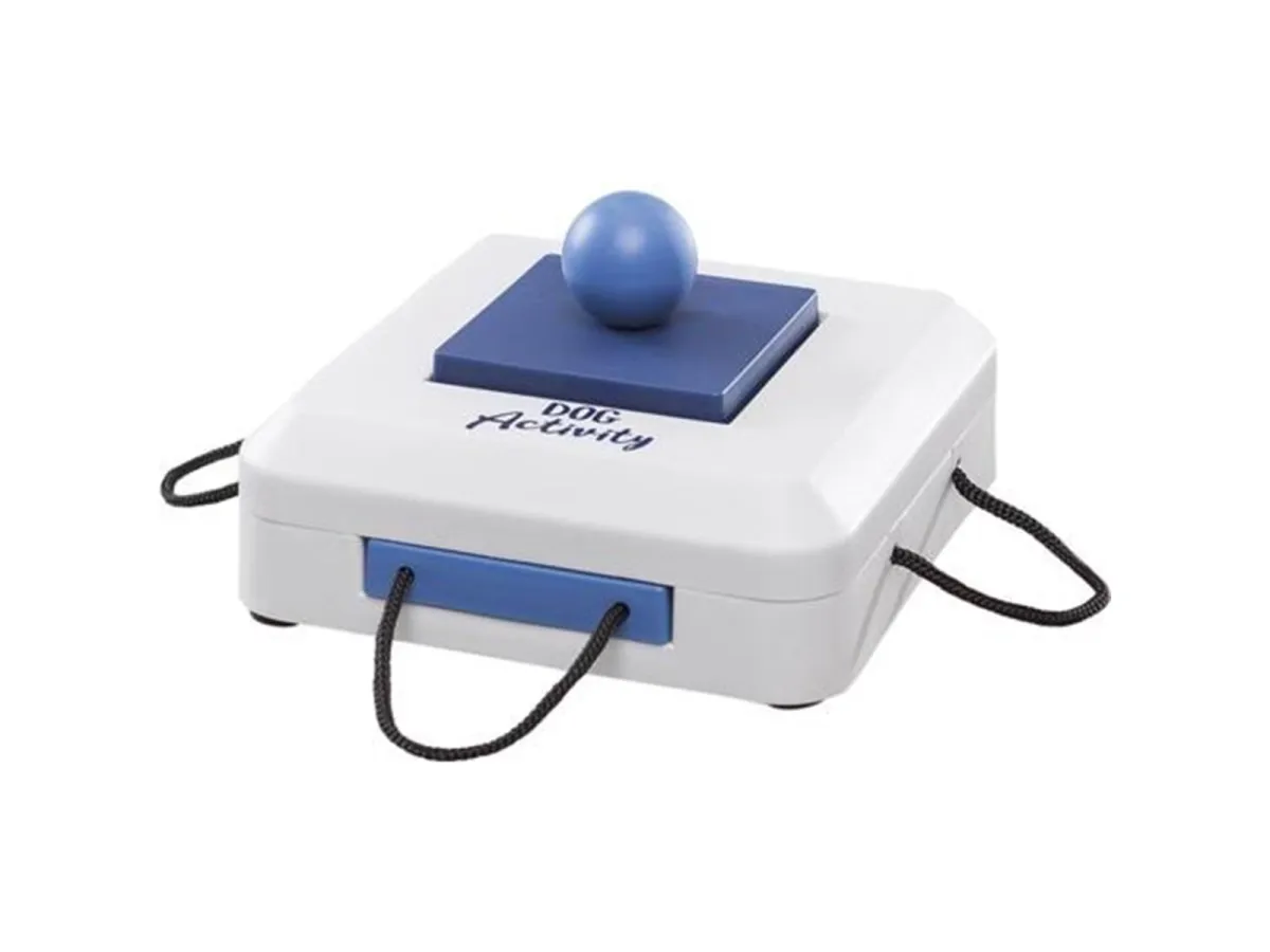 Trixie Dog Activity Gamble Box strategy game 15 × 15 cm