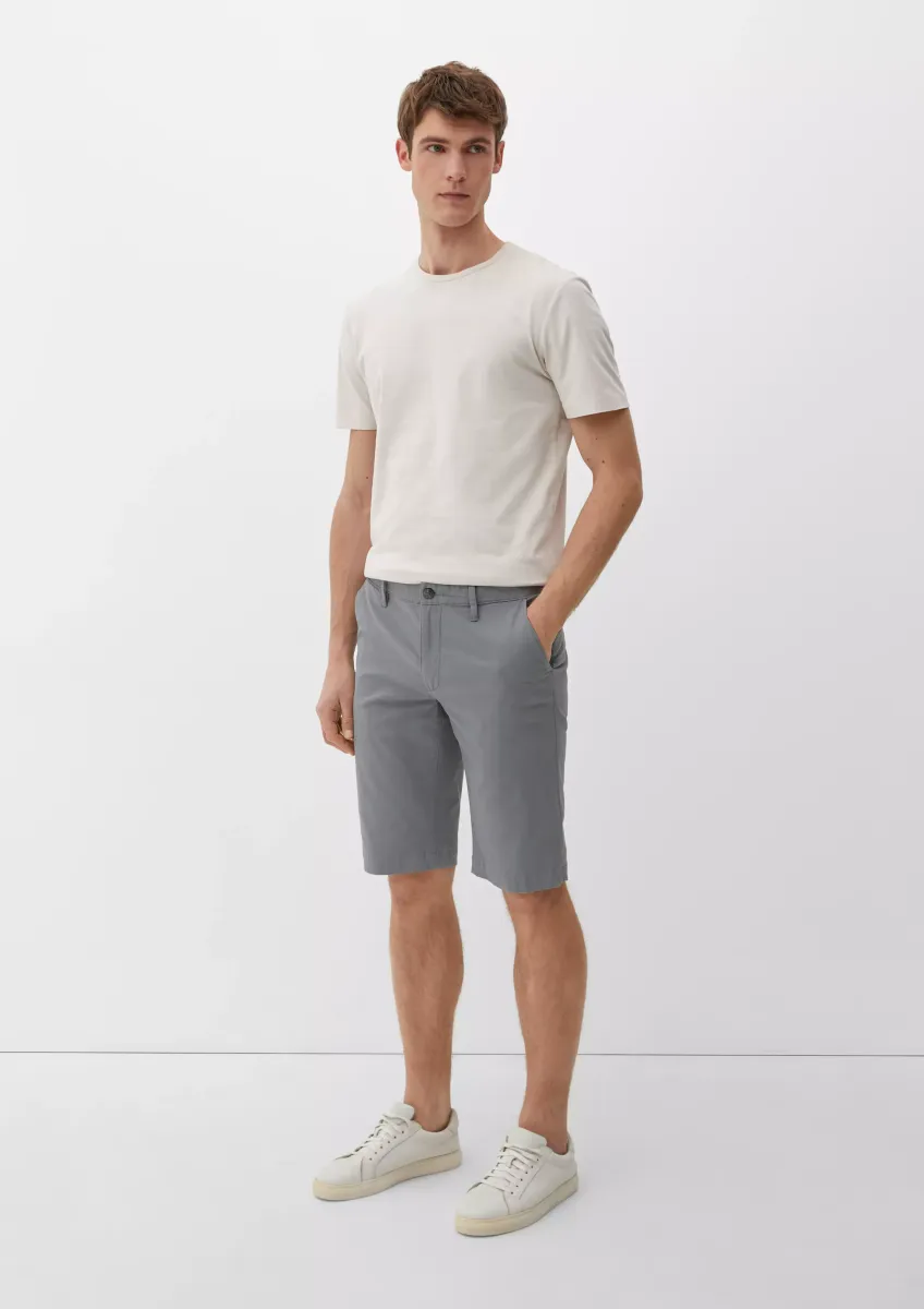 Austin: Bermuda-Chino