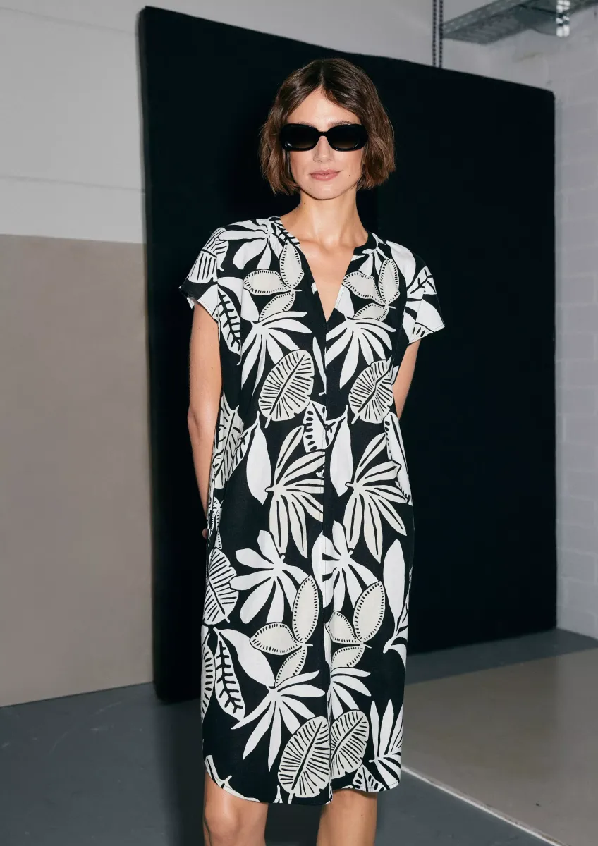 Blusenkleid aus Leinenmix mit Eingrifftaschen