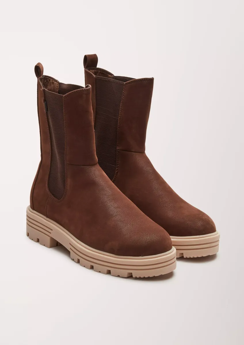 Boots mit Elastikeinsatz