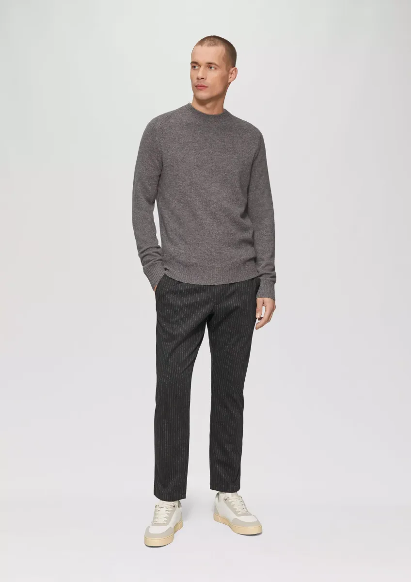 Chinojogger mit Straight Leg