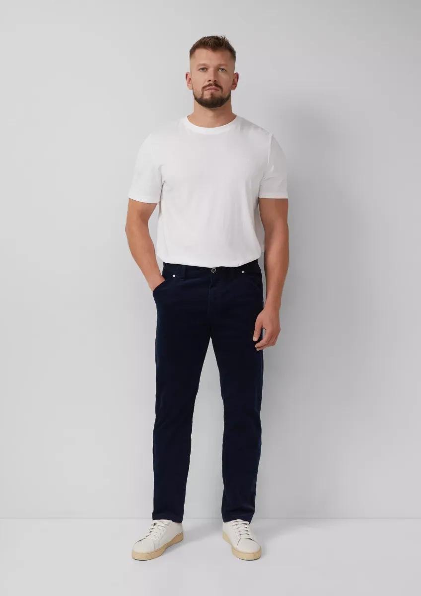 Cordhose im Regular Fit aus Baumwollstretch