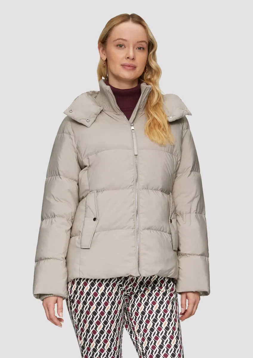 Daunenjacke mit abnehmbarer Kapuze
