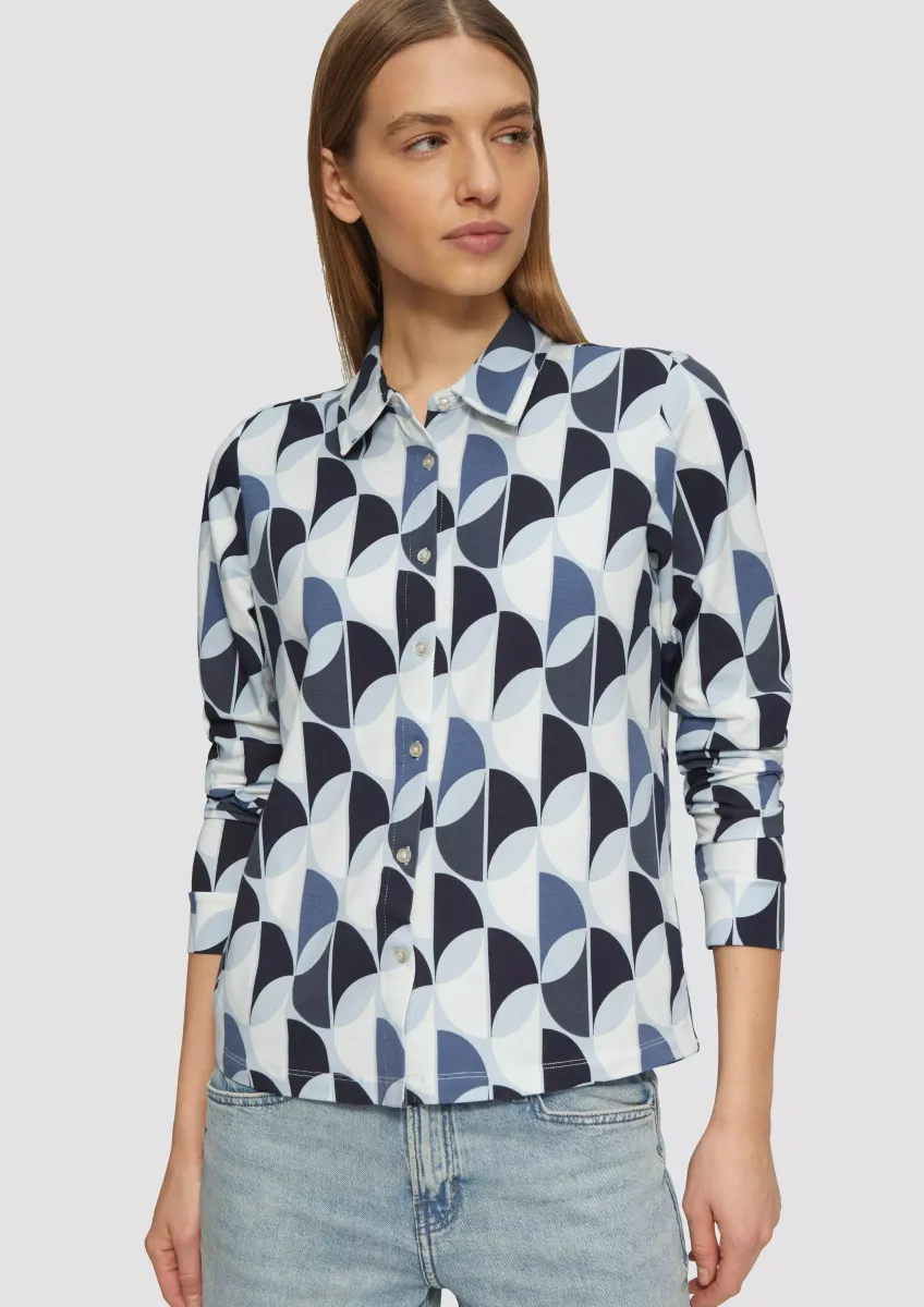 Elastische Hemdbluse aus Jersey