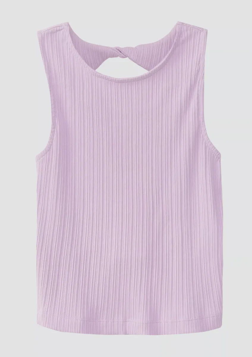 Elastisches Top aus Rippware mit Cut Out