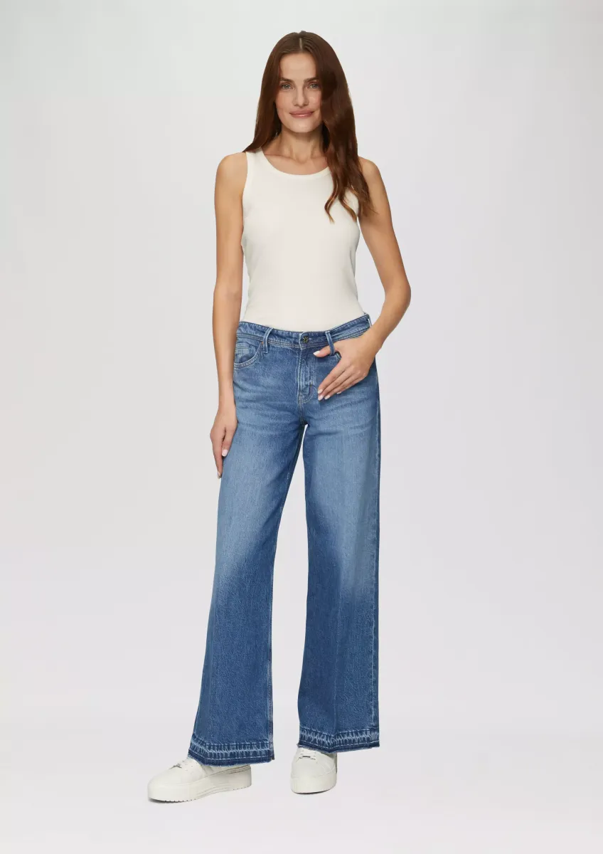 Elastisches Top mit Rippstruktur