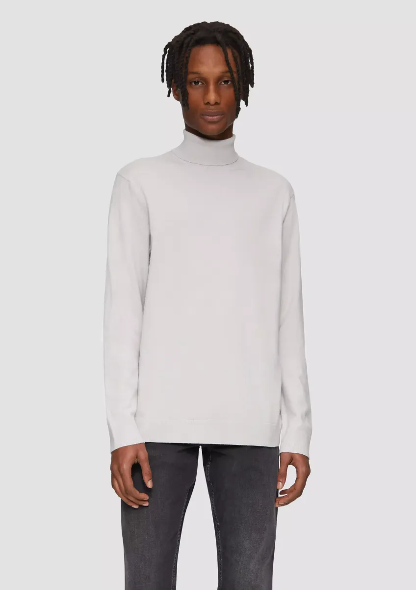 Feinstrickpullover mit Rollkragen