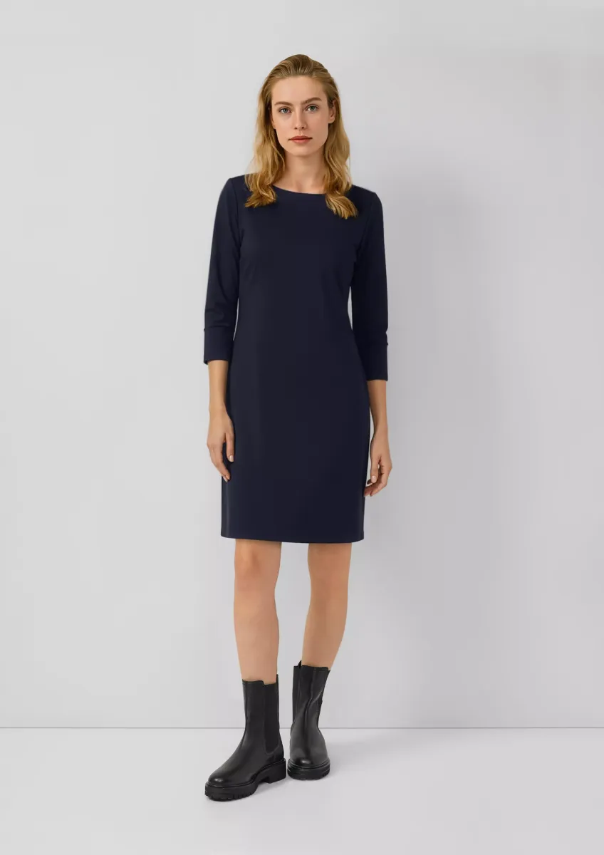 Figurbetontes Jersey-Kleid mit 3/4-Ärmeln