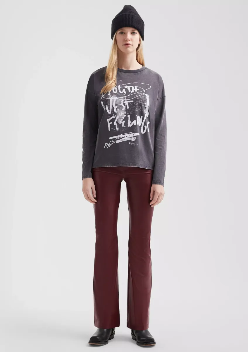 Flared Leg Pants in Lederoptik