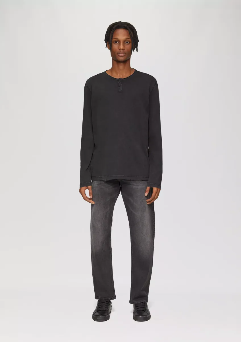 Gewaschenes Longsleeve mit Rollkante