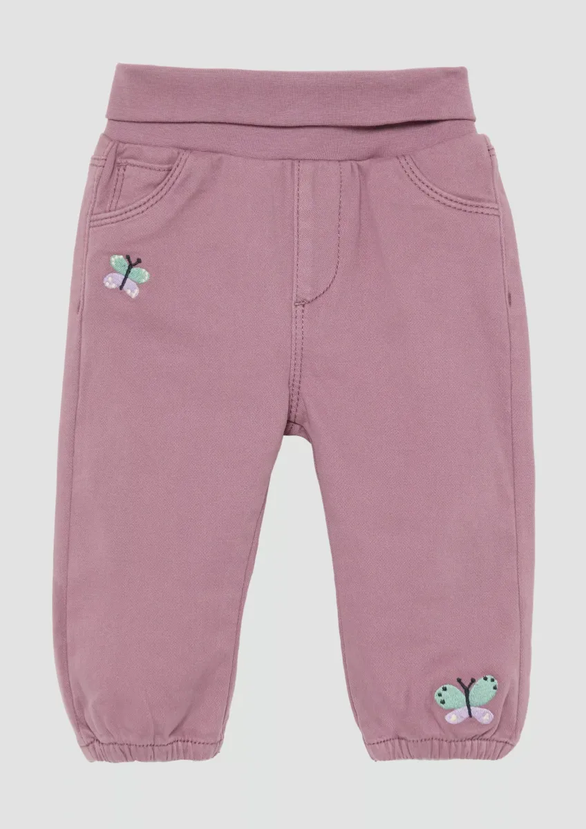 Hose mit Stick-Details