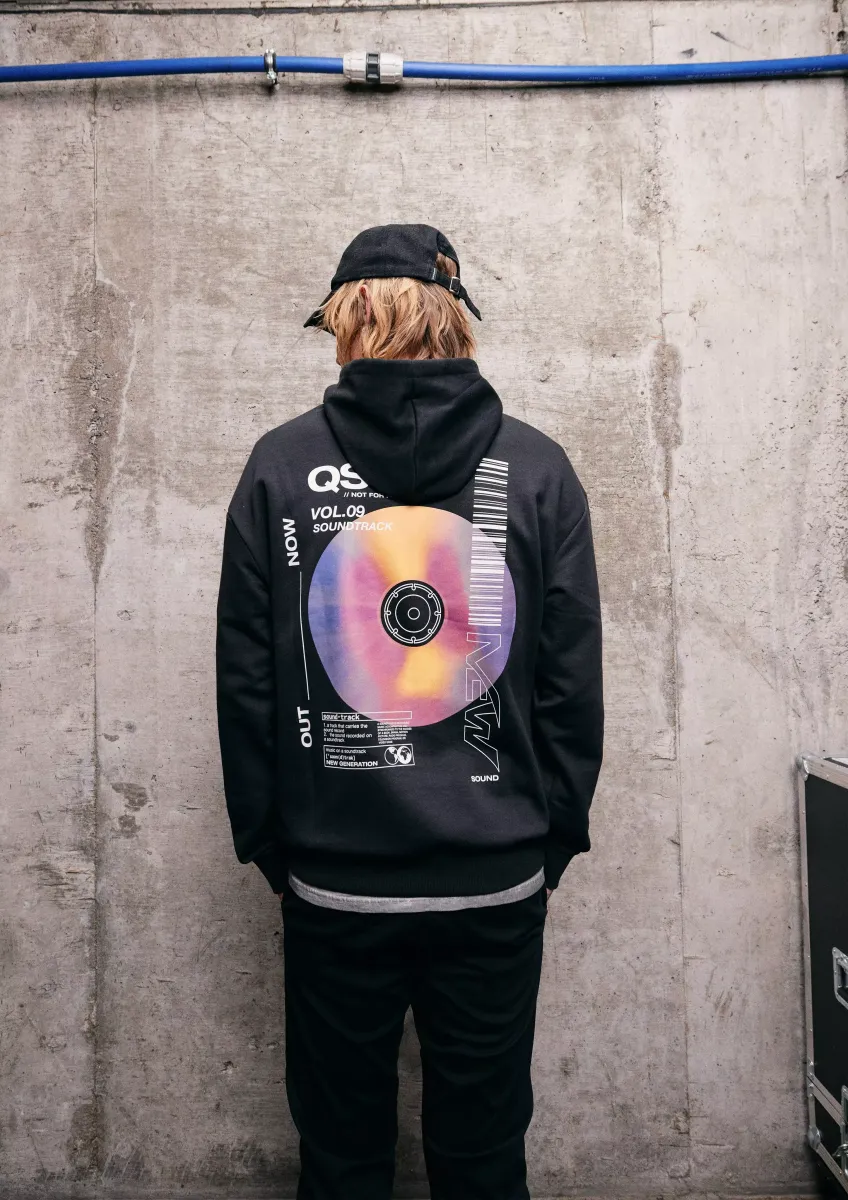 Kapuzensweatshirt mit Front- und Rückenprint