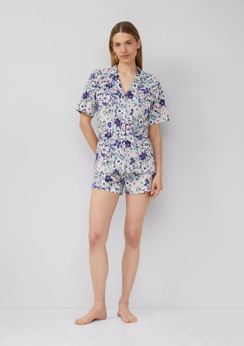 Kurzer Pyjama mit Knopfleiste und Print