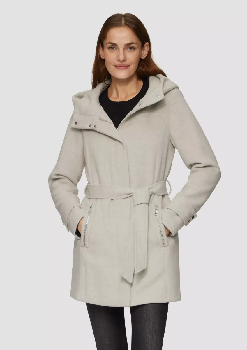 Kurzer Wollmantel mit Bindegürtel