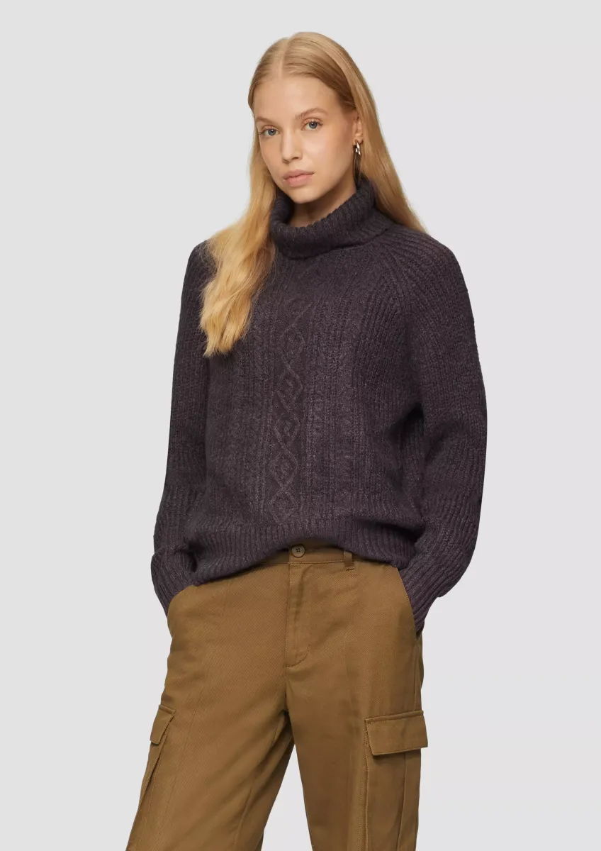Kuscheliger Zopfstrickpullover