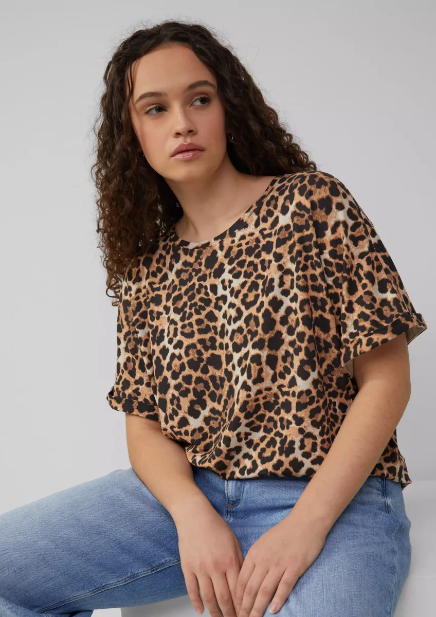 Locker geschnittenes T-Shirt aus Modalmix