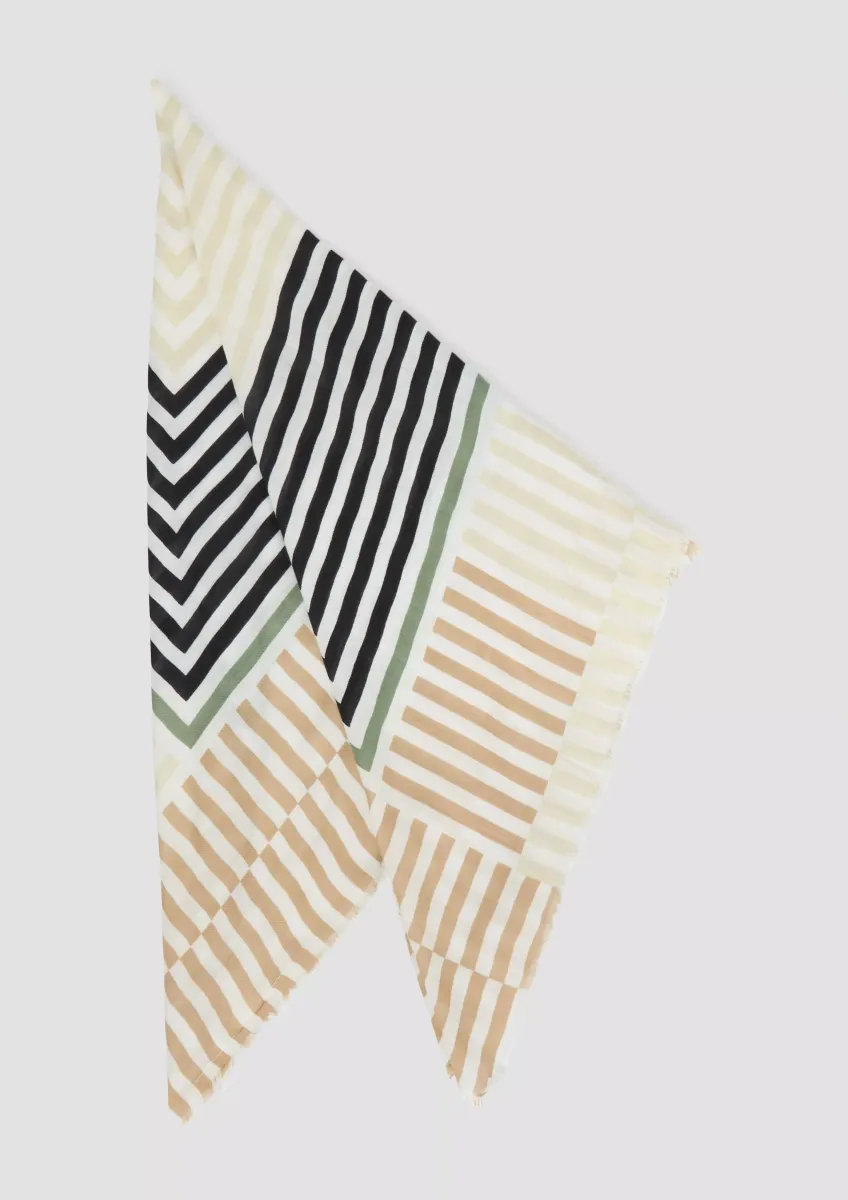 Lässiger quadratischer Schal aus Viskosemix