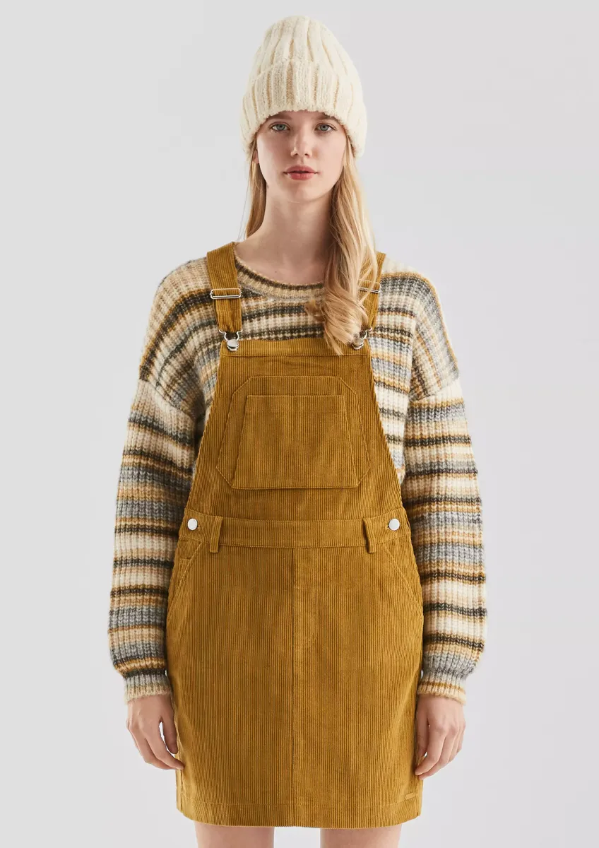 Mini-Latzkleid aus Cord