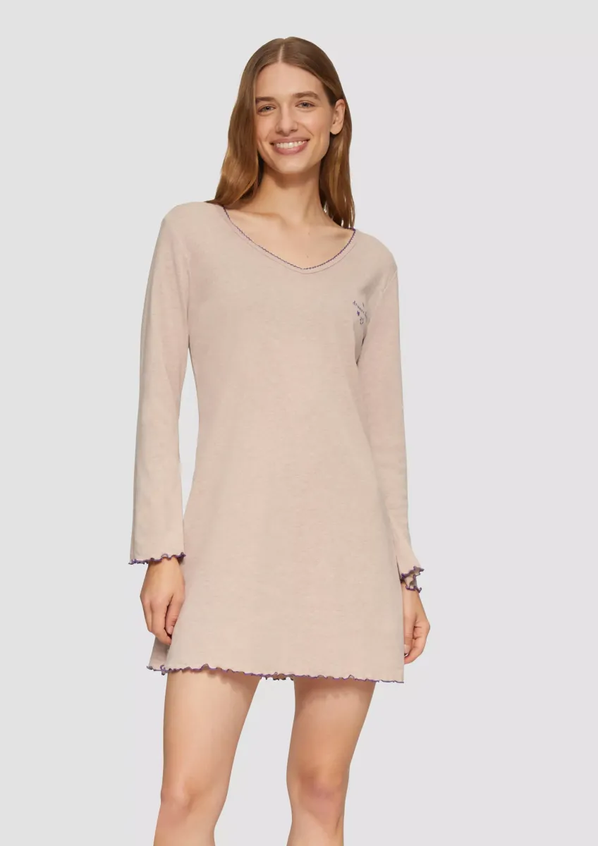 Nachthemd mit V-Ausschnitt