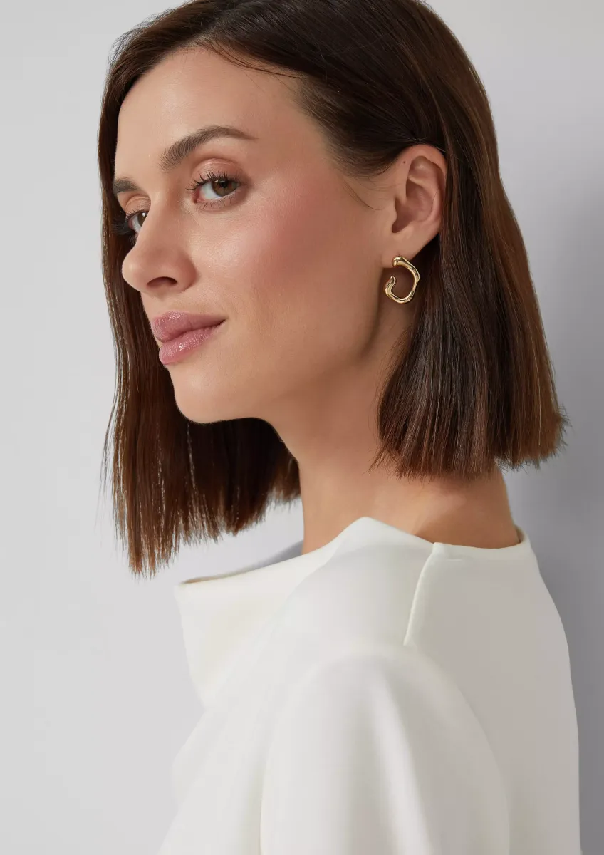 Ohrstecker in asymmetrischem Design