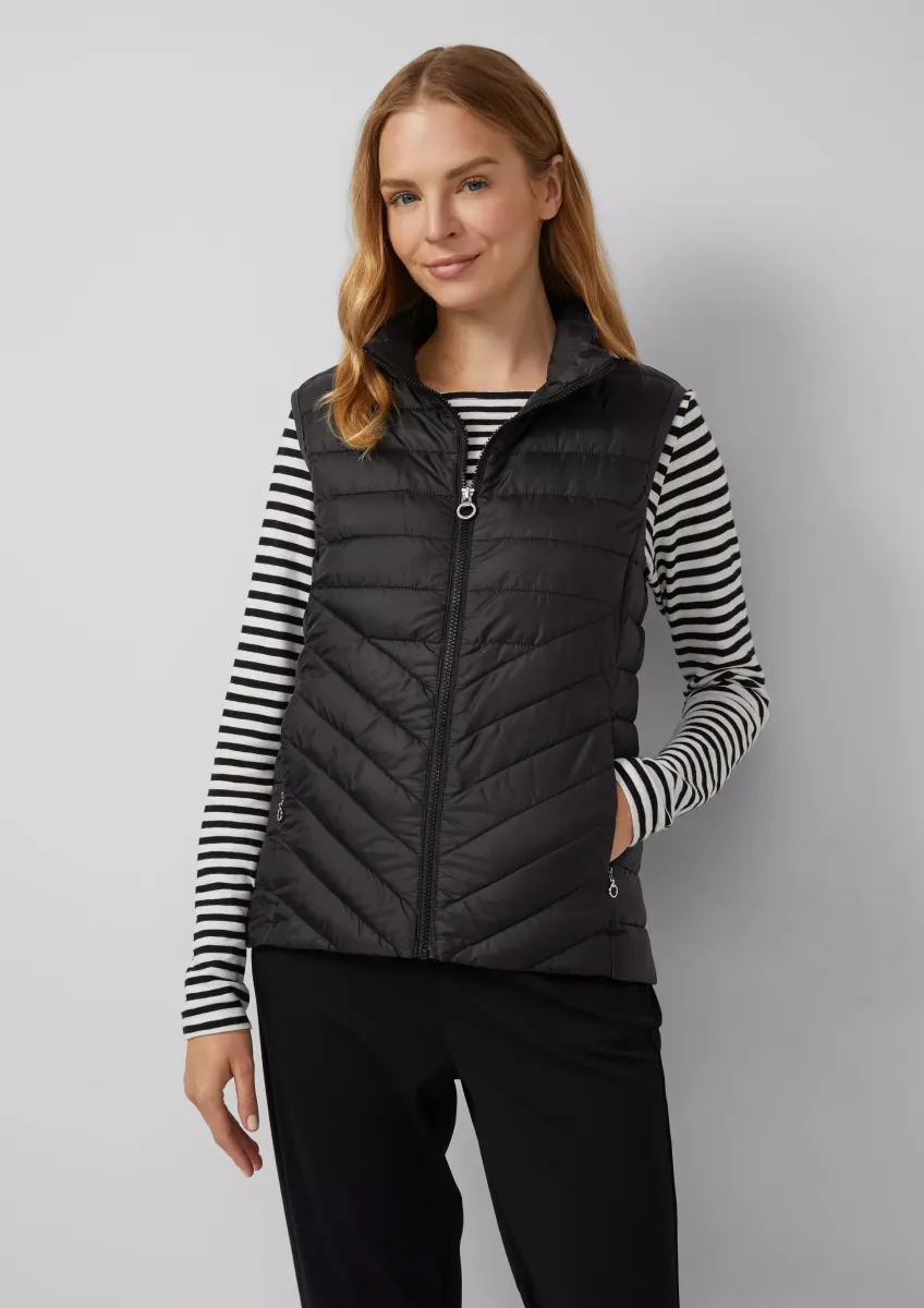 Packbare leichte Steppweste mit Stehkragen