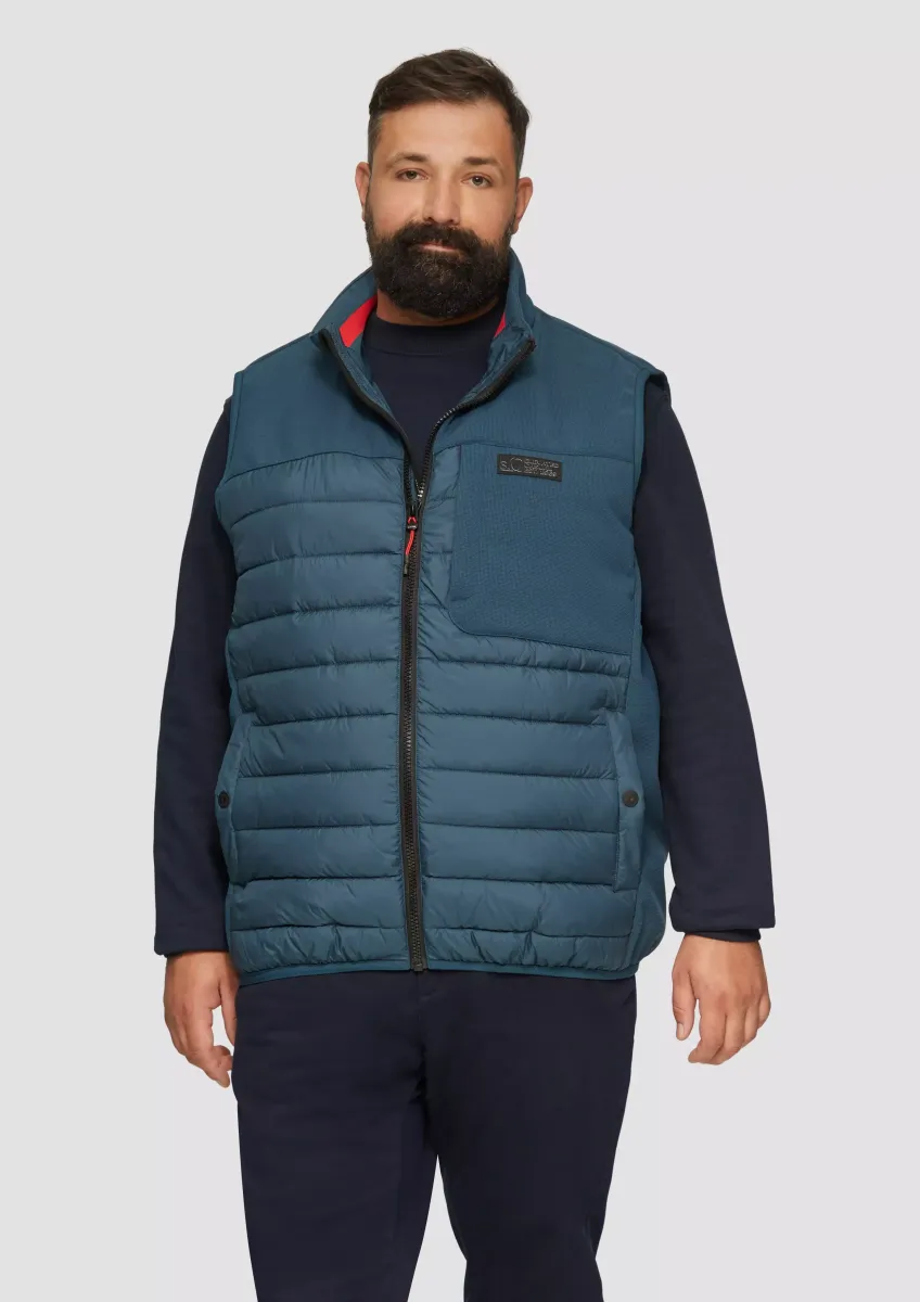 Pufferweste aus Softshell mit Kontrast-Details