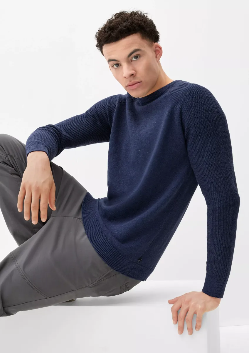 Raglanpulli aus Strukturstrick