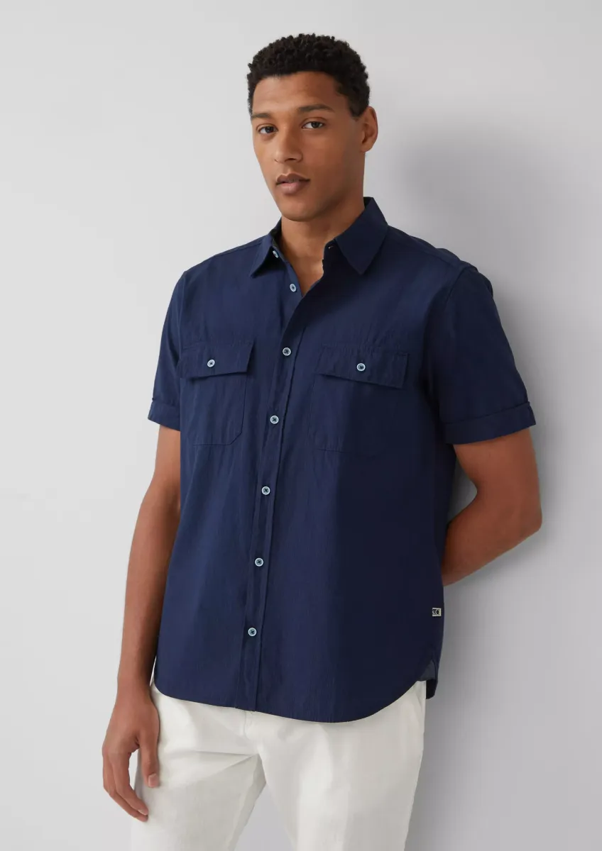 Regular Fit: Kurzarmhemd mit Strukturstreifen und Kentkragen