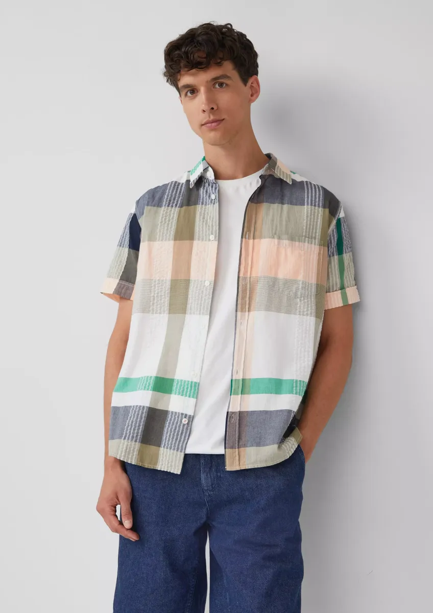 Regular Fit: Strukturiertes Kurzarmhemd mit Kentkragen