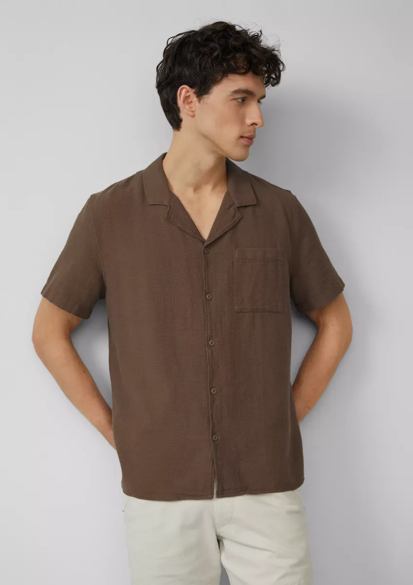 Resort Fit: Baumwollshirt mit Strukturstreifen