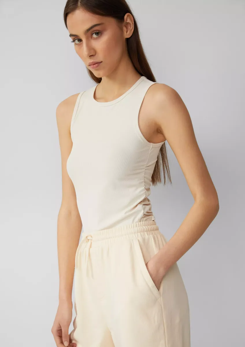 Ripptop mit seitlicher Raffung ; QS x Vanessa Mai