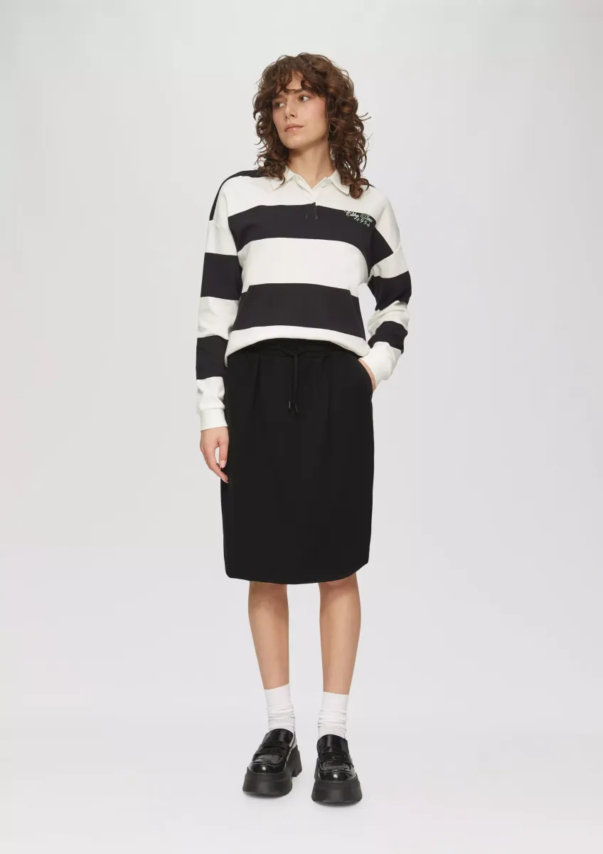 Rock aus elastischem Interlockjersey