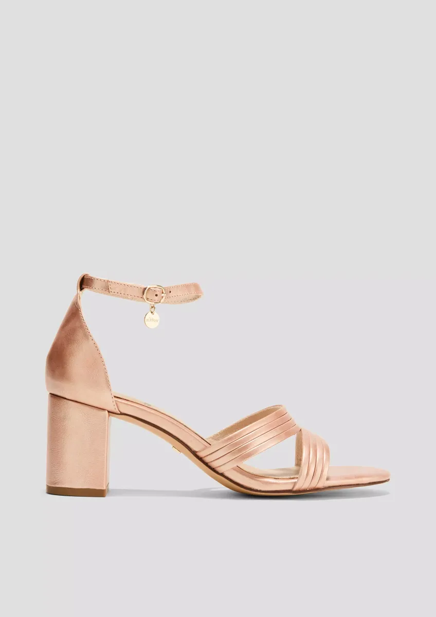 Sandalen mit Blockabsatz und Riemchen