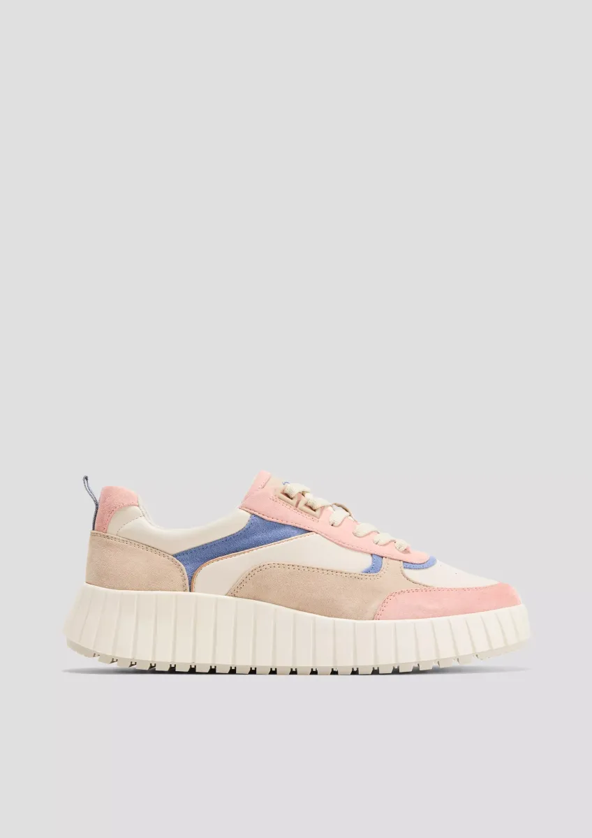 Sneaker in Colour-Blocking-Optik