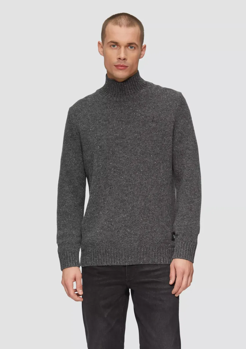 Softer Stehkragenpullover aus reiner Wolle