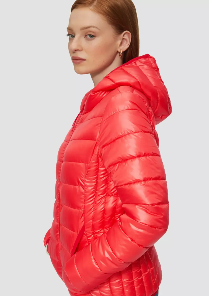 Steppjacke mit Kapuze