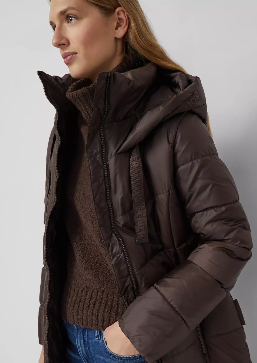 Steppjacke mit Stehkragen und Kapuze