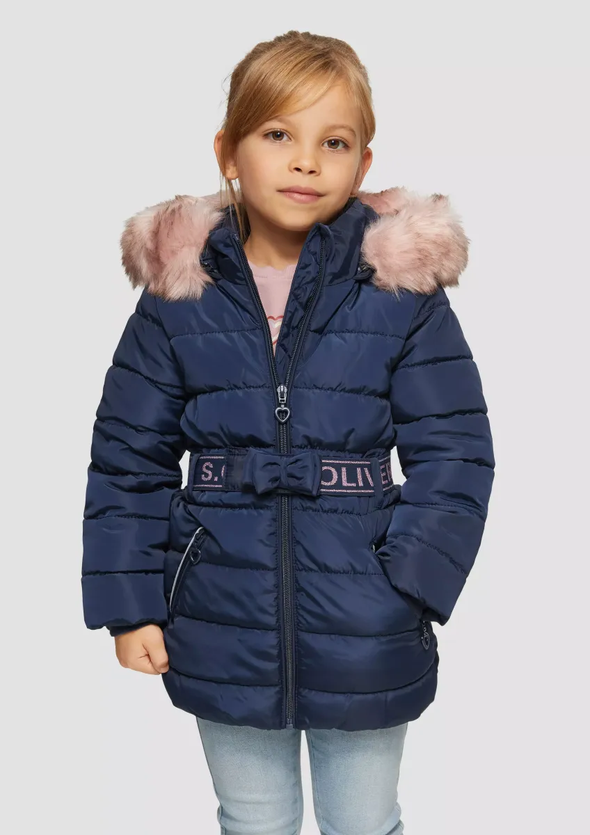 Steppmantel mit abnehmbarer Kapuze und Gürtel