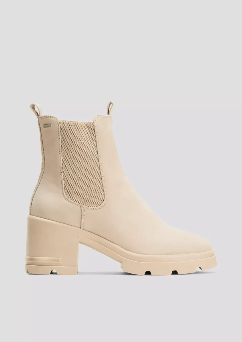 Stiefel mit Blockabsatz