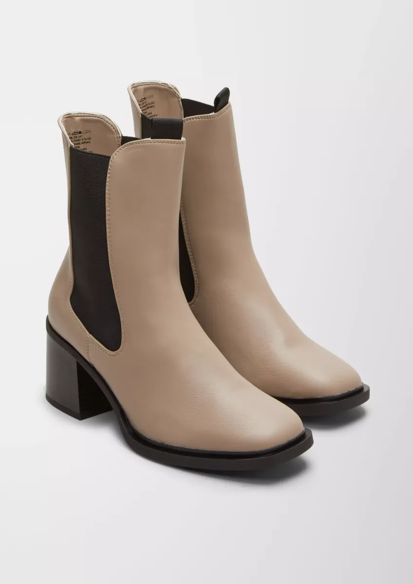 Stiefeletten mit Blockabsatz